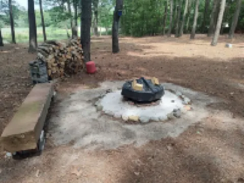 Awesome private off grid cabin with creek view.