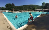 Heart of Massanutten Mountain Views, Pool & Summer Fun for the Whole Family - Villas