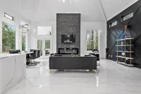 Deluxe 3Bed 3Bath Home - Dresden East Neighborhood Atlanta