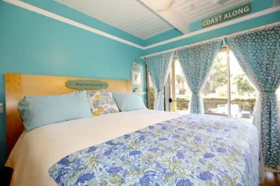 Tracy's Tropical Treasures earned "Best in Kihei" four times and 1 in Maui”