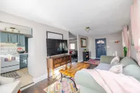 Tranquility Suite with Porch! Pet- Friendly! - Wifi