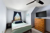 Salty Vibes/2 Blocks to Beach/Close Beach Access/Wright Memorial & Ocean Views