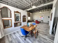 Stylish downtown apartment in Brownwood close to all of the downtown events