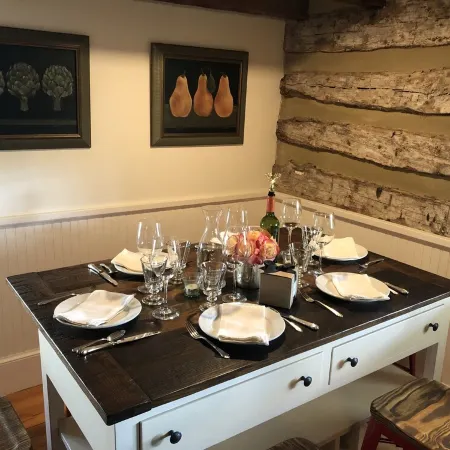 Stylishly restored 1800's historic home- heart of Virginia hunt & wine country!