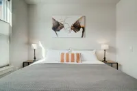 Montana Modern Condo close to Shopping and the Yellowstone River.