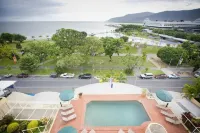 Best Location in Cairns - Ocean Views
