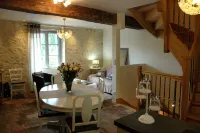 3 bedroom 3 bathroom town house in the heart of the Loire castles