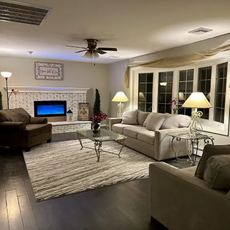 Quiet & cozy home, bring the whole family.