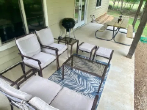 Cozy and Relaxing Lake House close to Lake of the Arbuckles Hotels in Murray County