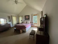 Beautiful home near resort amenities, WIFI