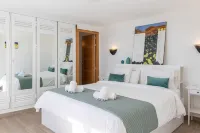 FINCA LA CASITA - LANZAROTE. PRIVTE SAUNA AND PRIVATE JACUZZI. POOL.WIFI.GOLF