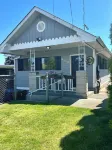 Cheerful Proctor Home in the Heart of the 253