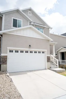 ⭐️Sleeps 7⭐️ Pool and workout room access⭐️ Hotel in zona RSL Practice Field