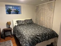 Cozy 1-bedroom apartment just 6 minutes drive to Morton Arboretum