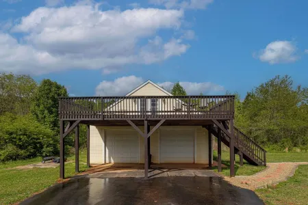 Home away from Home, private apartment with amenities.