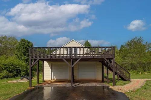 Home away from Home, private apartment with amenities.