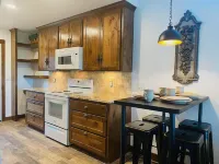 Grand Lake's Newest Two Bedroom Two Bathroom Cottage Plus Full Hookup RV Spot