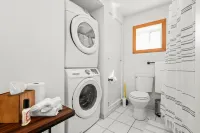 Cozy 2BR - Heated Bath Floors - Close To town