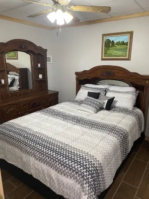 Active “farmette”   New apartment (the Knotty Pine Nearby restaurants, fitness