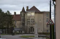 A nest in Epleumie St Apollinaire 21850 Hotels in Saint-Apollinaire