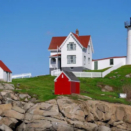 Year round beach house 5 minute walk to beach with all the comforts of home.