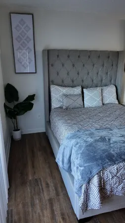 Gorgeous studio located in the heart of Huntsville, close to all amenities. Отели рядом с достопримечательностью «Университет Алабама ин Хантсвилл»