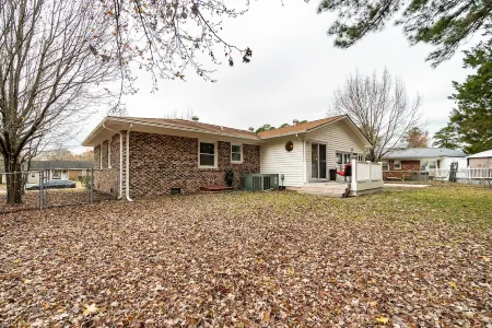 Spacious 3Bd 2Bath Home 15 Min from base