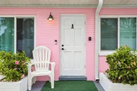 Vintage Florida Beach Cottage, one block to the sand of Indian Rocks Beach FL