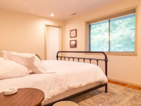 Maple Ridge Modern Rustic Retreat where Modern comfort meets Rustic Charm Hotels in Esopus