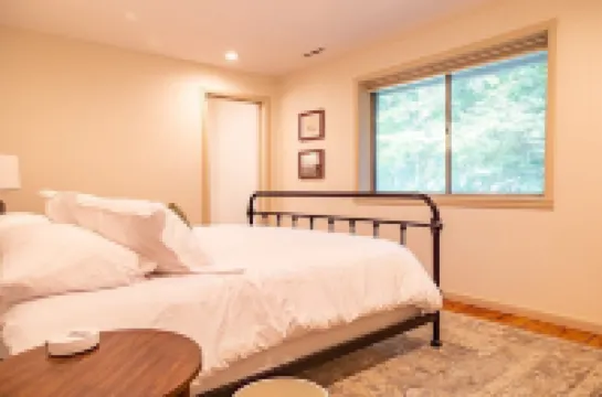 Maple Ridge Modern Rustic Retreat where Modern comfort meets Rustic Charm