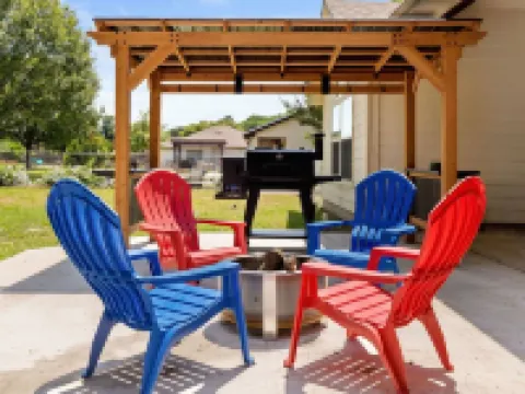 Charming 4 Bedroom House near Lake McQueeney Hotéis em McQueeney