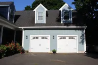 Welcome to the Cape! Cute, quiet and clean apartment ready for your stay. Hotels in Bourne