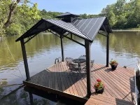 Hilltop Lakefront Historical Home w/ SPECTACULAR VIEW 40 min from Washington DC! - 4-Sterne