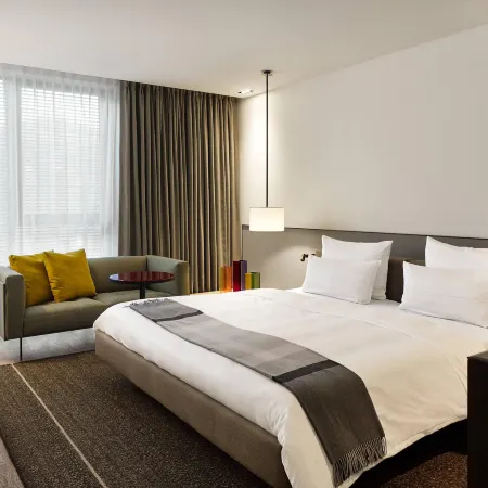 Roomers Baden-Baden, Autograph Collection