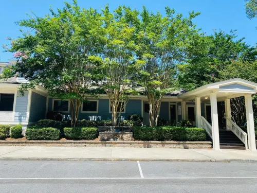 The Beach is Calling.. Your Beachside Oasis Awaits! 2Bd/2B with Many Amenities