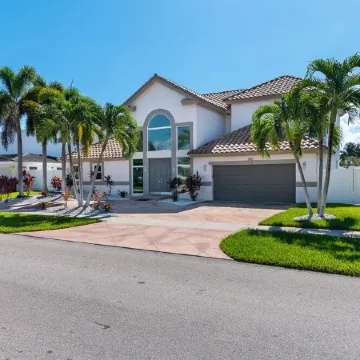 Waterfront Estate Exclusive-Paradise Lighthouse Point Florida Private Pool/Spa