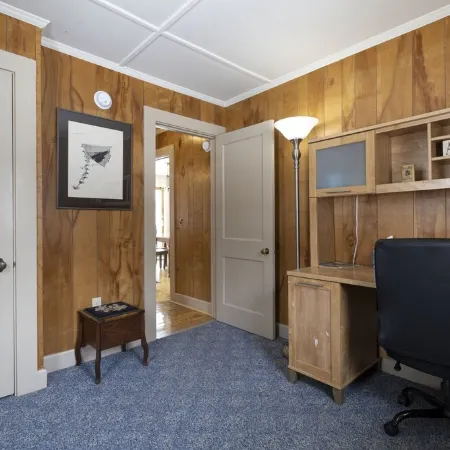 In-Town Glen Mary Cottage