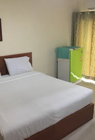 ห้องดับเบิลมาตรฐาน (ค่ามัดจำกุญแจ 100 บาท)