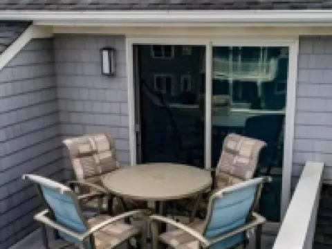 Manhattan on the Beach! Beach block just a short walk up the block Hotels in Lavallette