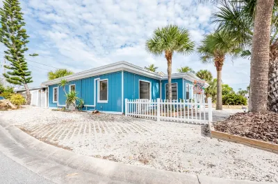 ⛱️ BEACHFRONT PRIVATE BEACH HOUSE 🚀