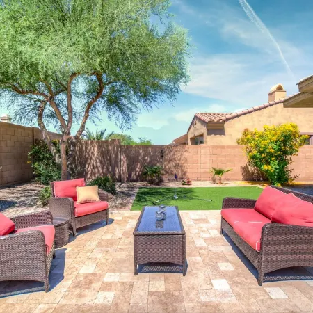 Beautiful 3 bedroom home in a private community in Estrella Mountain Ranch