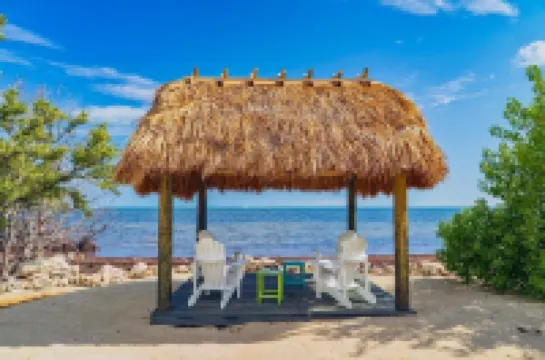 Oceanfront, 2 Pools, Lagoon, Tennis, Picketball, Marina, Fishing & Great Views!