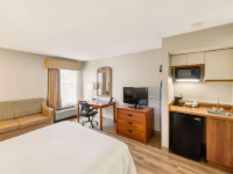 Days Inn by Wyndham Raleigh-Airport Hotels in Morrisville