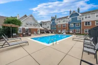 Sonesta ES Suites Raleigh Cary - Pools