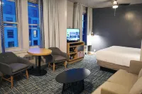 Hotel Garrett – No Resort Fee - parking