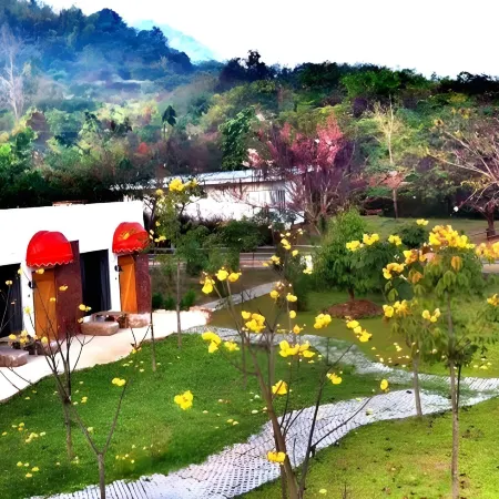 Porploen Hip Resort at Suanphung Отели рядом с достопримечательностью «Кхао Краджом»