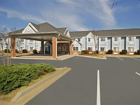 America's Best Value Inn & Suites-McDonough