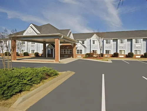 America's Best Value Inn & Suites-McDonough Hotels in Henry County