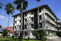 First Residence Hotel