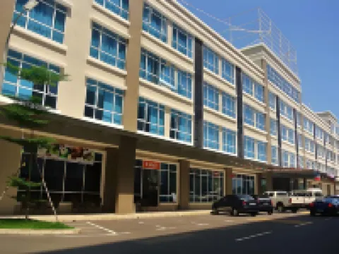 Putatan Platinum Hotel プタタンのホテル